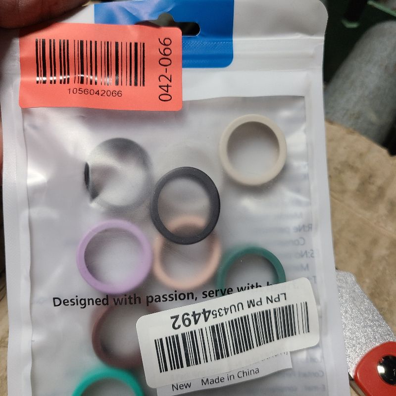 Photo 1 of 10 Pack Ring Cover Compatible with Oura Ring Gen 4/4 Ceramic, Oura Ring 3 Horizon/Heritage, Surport Charging with Cover on, Anti-Scratch Elastic Silicone Ring Protector for Men Women, M for 8/9/10/11