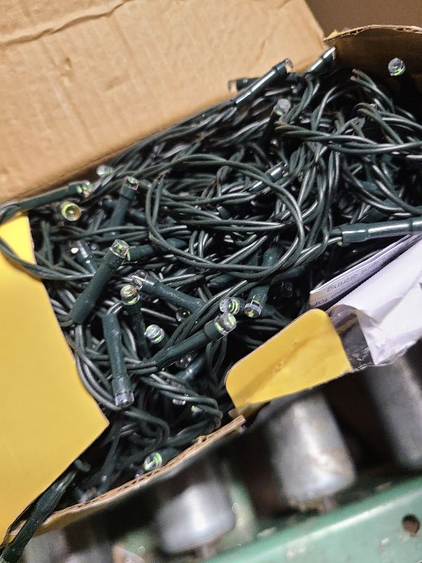 Photo 1 of 2 Pack 480 LED Solar Chrismas Lights Outdoor, 170 FT Super Long Solar String Lights for Outside with 8 Modes & Memory Function, Waterproof Twinkle Light for Xmas Tree Yard Party Decorations (Green)