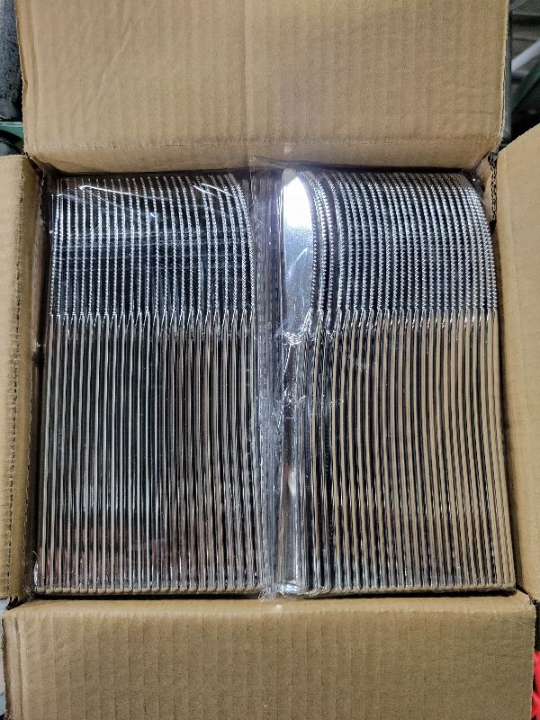 Photo 1 of 300 Plastic Silverware Set - Silver Cutlery Set - Disposable Flatware Set - 100 Forks - 100 Spoons - 100 Knives - Heavy Duty - Party Bulk