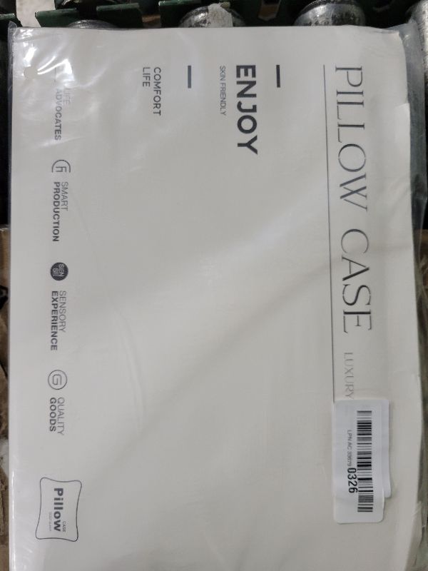 Photo 1 of 2 Pack Zippered Velvet King Pillowcases, Super Soft and Cozy Luxury Fuzzy Flannel Pillow Cases with Zipper, 20x36 Inches, White