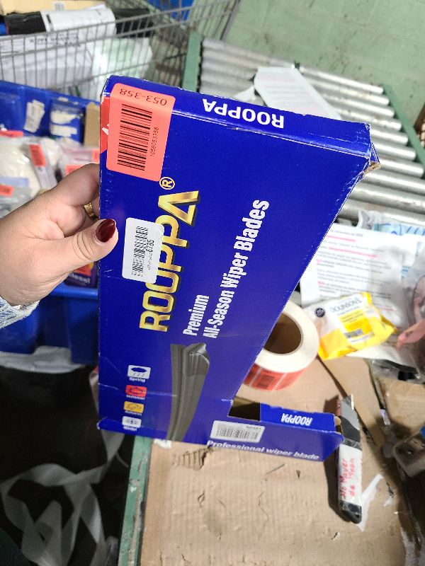 Photo 1 of 3 Wiper Blades Replacement for Subaru Legacy (2005-2009) & Forester (2009-2011) & Outback (2005-2009) - 24"/18"/14" (Set of 3) U/J Hook Windshield Wiper Blades