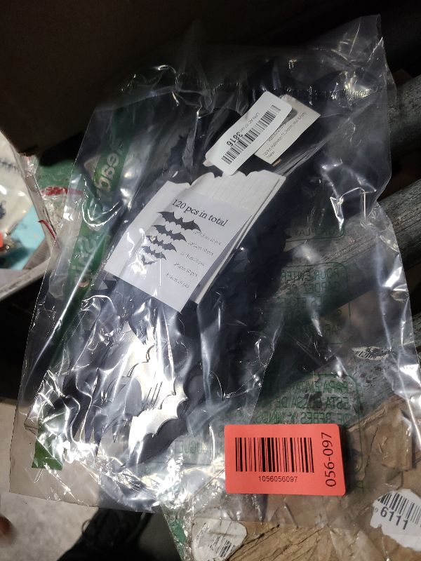 Photo 1 of 120 Pcs Halloween Decorations 3D Bats Decor, 4 Sizes Scary Halloween Decor Indoor Bat Stickers Decorations for Bedroom Bathroom Door Wall Party Decoration