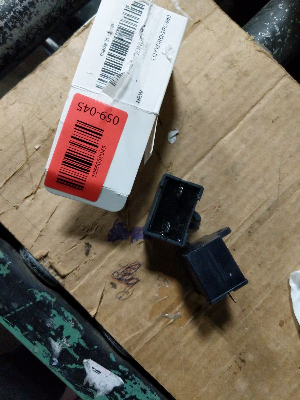 Photo 1 of 2 Pack WPW10350564 W10350564 Refrigerator Compressor Run Capacitor Compatible for Whirlpool, Maytag, Kenmore, Capacitor Replacement Kit 12?F 180V Ensures Stable Startup and Sustained Performance