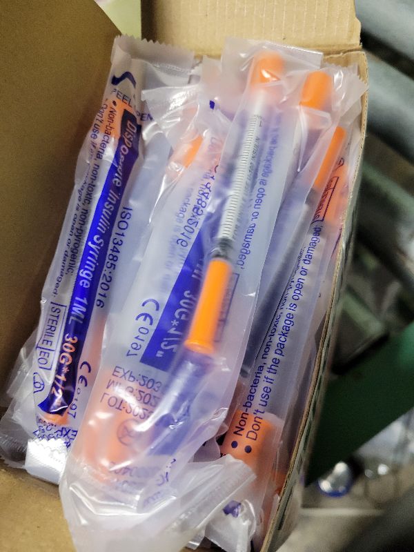 Photo 1 of 1ml/cc 30G 1/2 Inch Syringes, U-100 Scientific Lab Syringe, Individual Wrapped, 100 Pack
