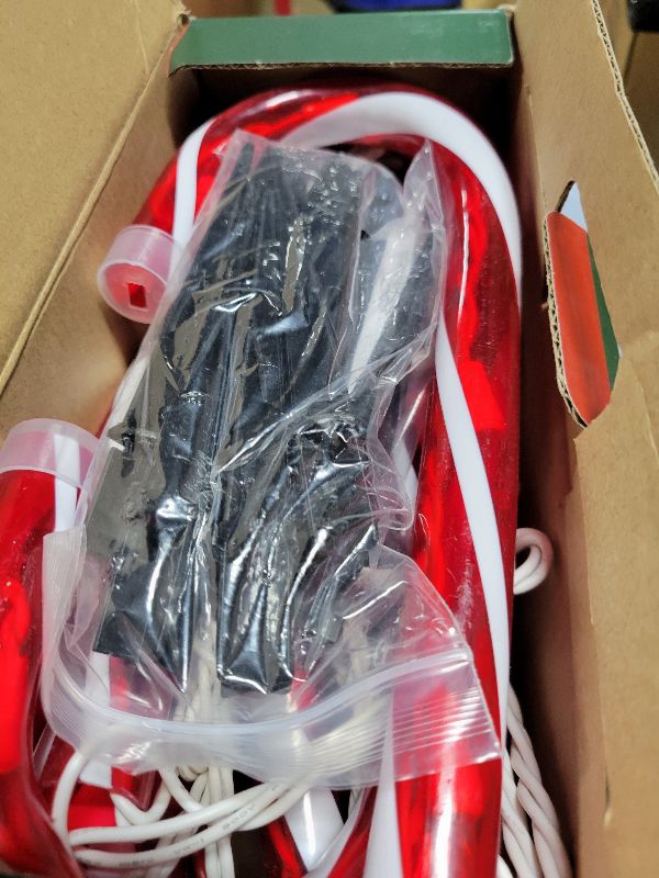 Photo 1 of 10" Christmas Candy Cane Lights (10PCS) for Landscape Decoration,Red & White Pathway Makers Lights (Include Stakes)