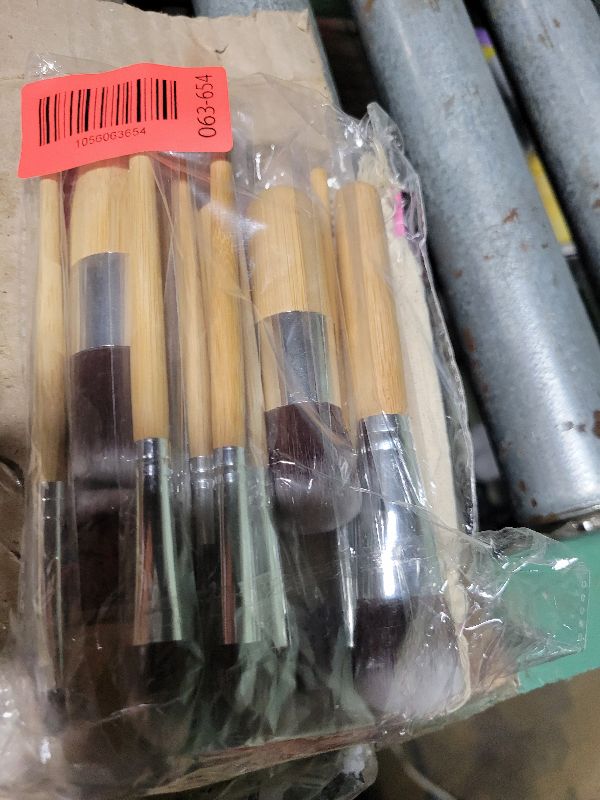 View 2 of 13 Bamboo Makeup Eye Brow Brushes Professional Set - Vegan & Cruelty Free - Eye shadow, Eyebrow, Eyeliner, Blending, Foundation, Blending, Blush, Powder Kabuki Brushes.…