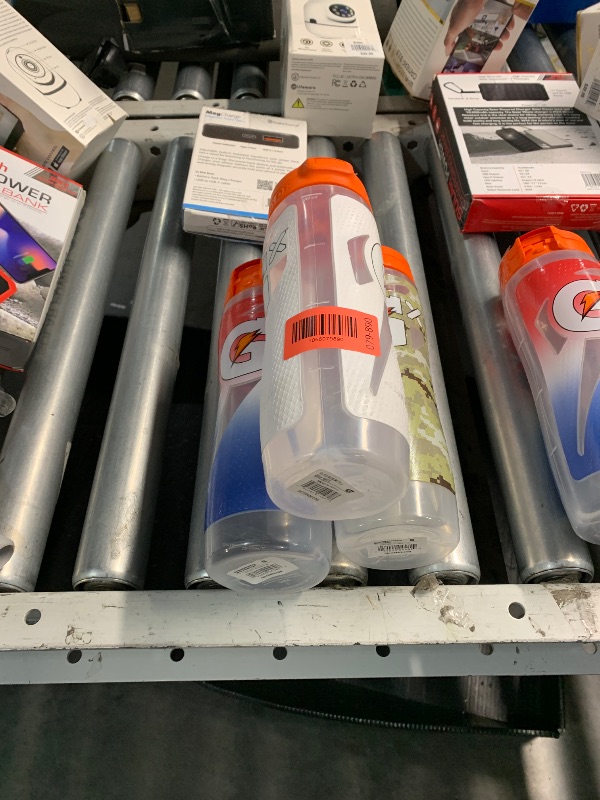 Photo 1 of ***3 PACK SEE PHOTOS****Gatorade Gx Plastic Squeeze Bottle, White, 30oz