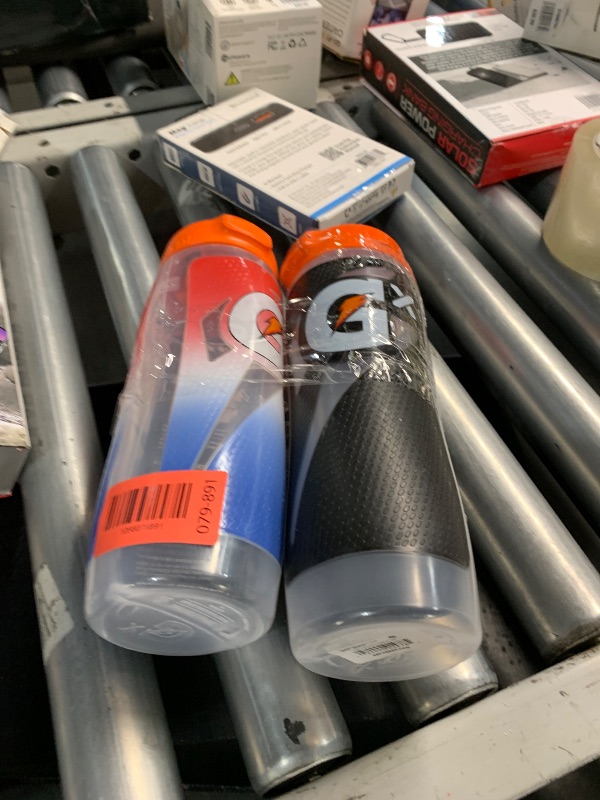 Photo 1 of (2 PACK)Gatorade Gx Bottle , Black, 30oz