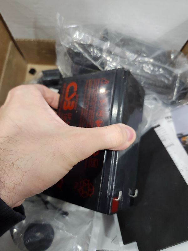 Photo 1 of ************FOR PARTS ONLY-NON-FUNCTIONAL AND MISSING PARST-FINAL SALE***************
Humminbird Helix 5 G3 GPS Fish Finder with Transducer, Dual Spectrum Chirp Sonar & Portable Carrying Case