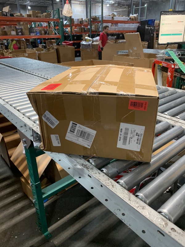 Photo 1 of ***FACTORY SEALED***Green Botanical Living Room Rug, Ultra Thin Boho Vintage Floral Indoor 8x10 Area Rug Washable, Summer Tropical Woodland Plants Animals Rug Accent Carpet for Dining Room Nursery Entryway Dorm Bedroom