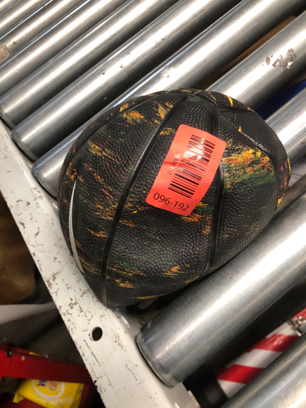 Photo 1 of
Nike Swoosh Mini Skills Basketbal