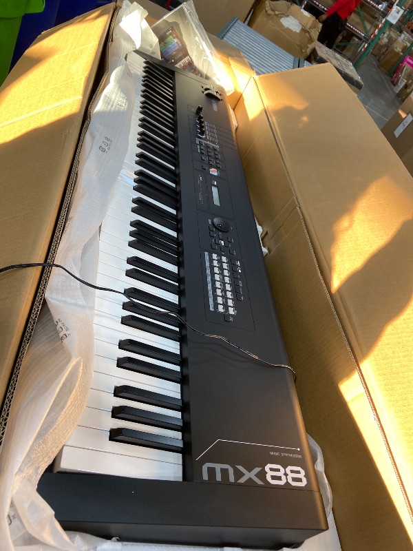 Photo 1 of • See notes • Yamaha MX88 88-Key Weighted Action Synthesizer, MX88BK *NO EXTERNAL SPEAKERS, NEED HEADPHONES *