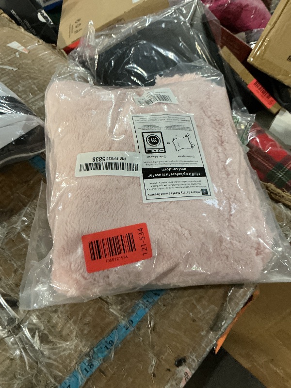 Photo 1 of Yurhap Fleece Baby Blanket Heart Checkered Blanket, Ultra Soft Cozy Baby Blankets for Girls Boys, Fluffy Infant Toddler Newborn Receiving Blankets for Crib Stroller 30”×40” (Light Pink)