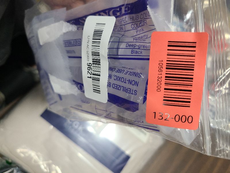 Photo 1 of 20ml Syringe for Liquid, Oral, Scientific Labs, Measurement, Dispensing, with Cap- 3 Pack 20ml Syringes