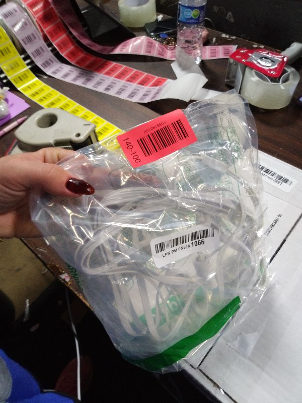 Photo 1 of 16FT Extension Cord,Y-Shaped Splitter,Compatible with Govee Permanent Outdoor Lighting Systems?Suitable for Other Brands as Well, Please Refer to The Size Chart?