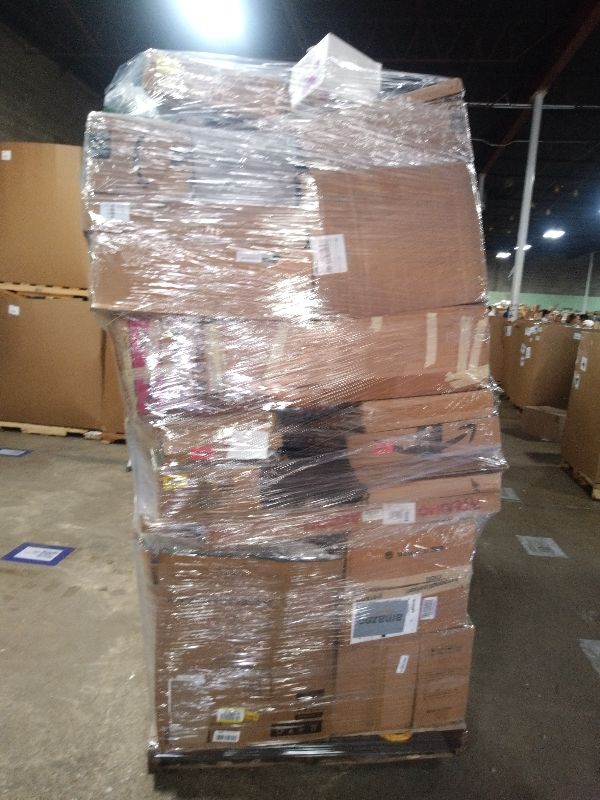 Photo 1 of As is General Merchandise pallet roughly 60 item
