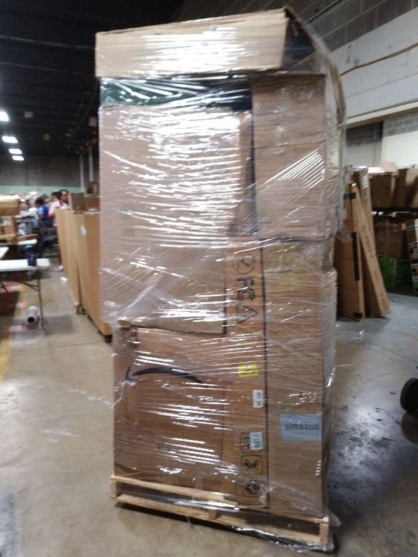 Photo 1 of As is General Merchandise pallet roughly 60 item