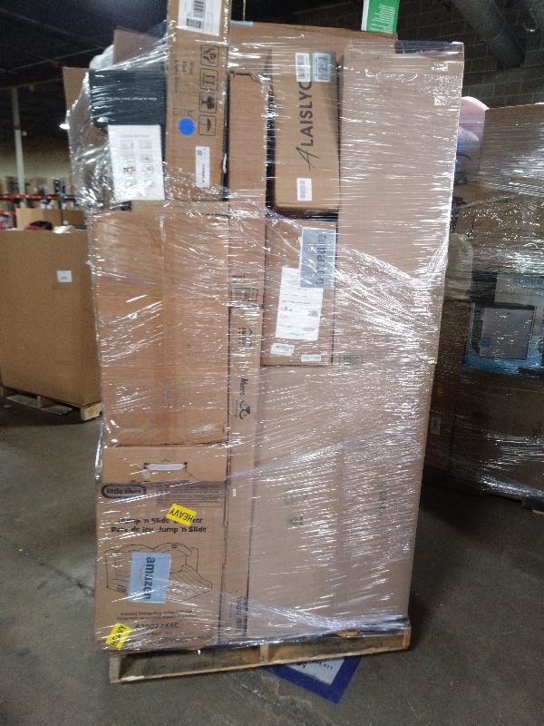 Photo 1 of As is General Merchandise pallet roughly 60 item