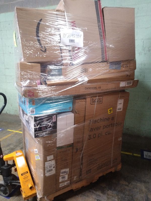 Photo 1 of As is General Merchandise pallet roughly 60 item