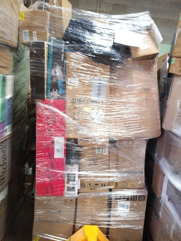 Photo 1 of As is General Merchandise pallet roughly 60 item