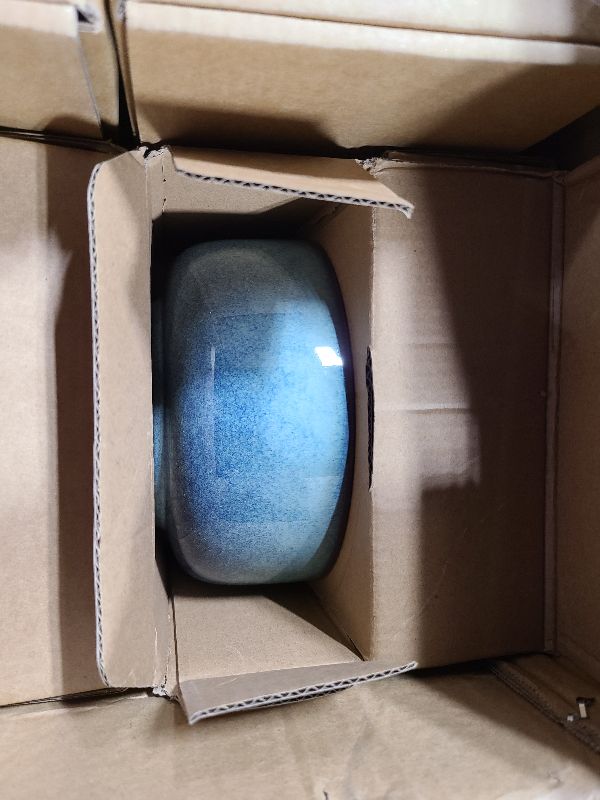 Photo 1 of 16-piece ceramic tableware set (plates, bowls, cups) for 4 people. Eco-friendly ceramic exterior, scratch-resistant, dishwasher and microwave safe. Ideal for dinner or parties.