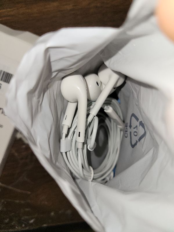 Photo 1 of 2 Pack-USB C Headphones for iPhone 17/16/15 Pro Max,Type C Earbuds Wired Earphones with Mic & Remote Control Noise Cancelling for iPhone 17/16/15 Plus/Air/Pro, iPad Pro, Galaxy S25/S24/S23/S22,Note 20