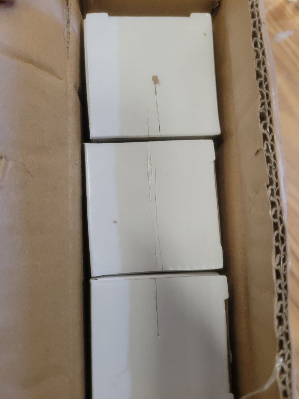 Photo 1 of (3 Pack) MH100/U/MED 100W Metal Halide Bulb ED17 Medium Base Clear