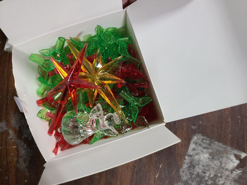 Photo 1 of 153Pcs Ceramic Christmas Tree Replacement Hollylights-50 Green Leaves Lites Bulbs?50 Plastic Berrys Tree Pegs?50 Red Cardinal Birds Knob Ornaments Accessories for Glazed Tabletop Porcelain Trees,Etc.