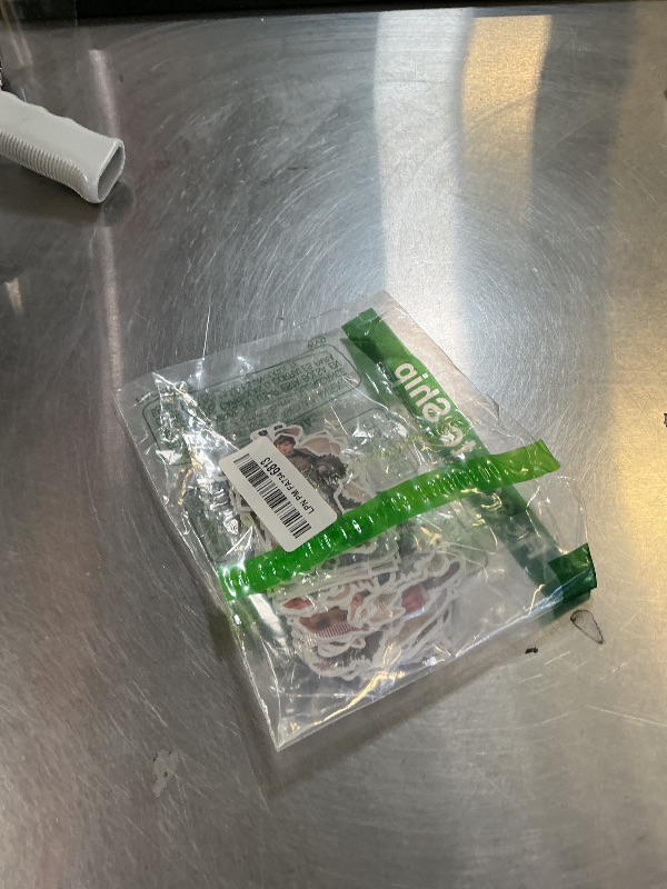 Photo 1 of 100 Pcs Christmas Stickers Non-Repeating Retro Santa Claus Stickers Christmas Decoration,Waterproof Holiday Sticker for Scrapbook,Cards,Junk Journals, Laptop,Water Bottles (Santa 100 Pcs)