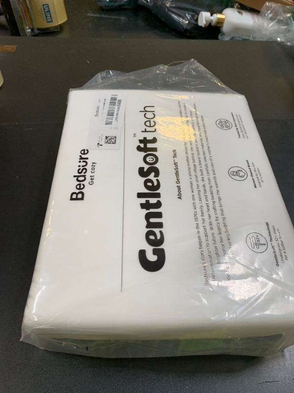 Photo 1 of  Queen Size - Washed Duvet Cover, Soft Queen Duvet Cover Set 3 Pieces with Zipper Closure, 1 Duvet Cover 90x90 inches and 2 Pillow Shams