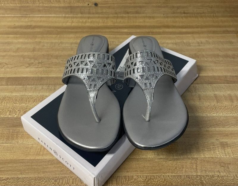 Photo 1 of size 6.5 Karen Scott embellished flip flop memory foam