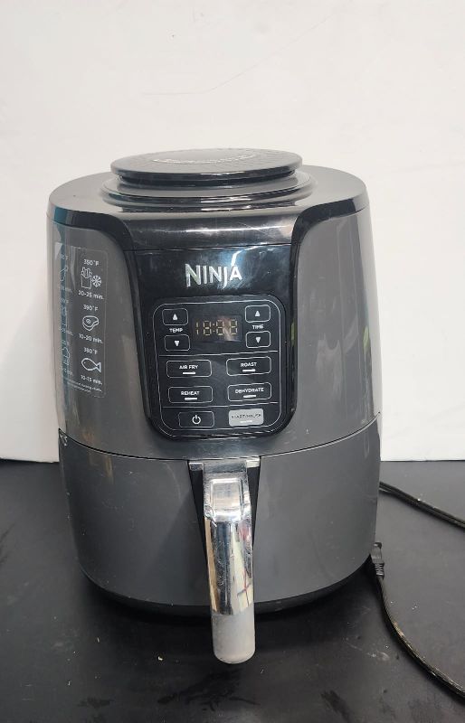 Photo 1 of Ninja Air Fryer 