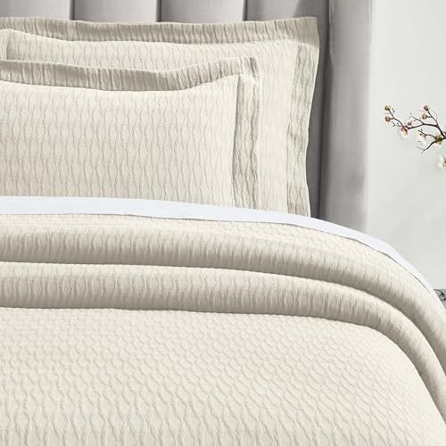 Photo 1 of Superior 3 Piece Cotton Bedspread Set, Home Bed Decor, Decorative Bed Spread, 2 Pillow Shams, Medium Weight Blanket, Matelasse Coverlet, Bedding Essen