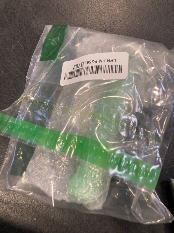 Photo 1 of 2pcs Bird Beak Grinding Stone, Anti-Slip Parakeet Nail Trimming Stick Resin Beak Grinder Stone Perches Washable Claw Trimmer Stand for Parrot Budgie Cockatiel Cage Accessories