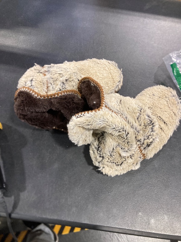 Photo 1 of Dearfoams womens Fuzzy Memory Foam Beth Bedroom Bootie Slipper Sock With Grippers
9-10