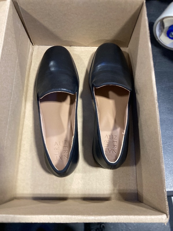 Photo 1 of Naturalizer Womens Effortless Slip On Slipper Style Loafer Flat Black Leather 7 W