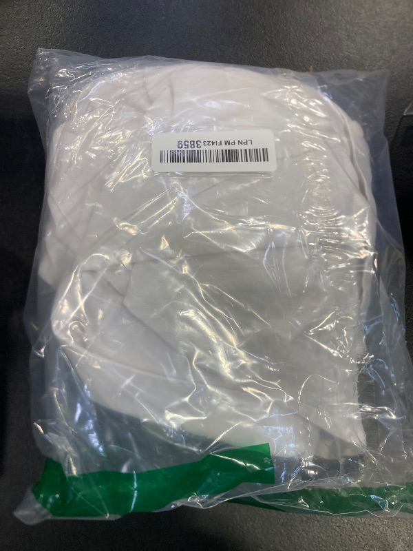 Photo 1 of Amazon Essentials Men's Regular-Fit Long Sleeve Oxford Shirt, White, Small