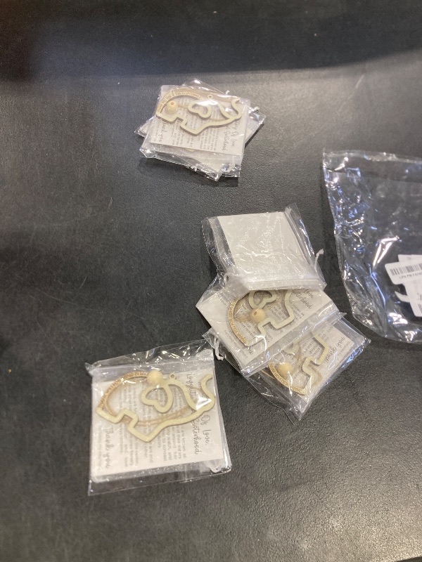 Photo 1 of 6 PCS Friendship Elephant Ornament Set,Wooden Elephant Christmas Ornaments for Sisterhood with Story Cards,Friendship Gifts for Women