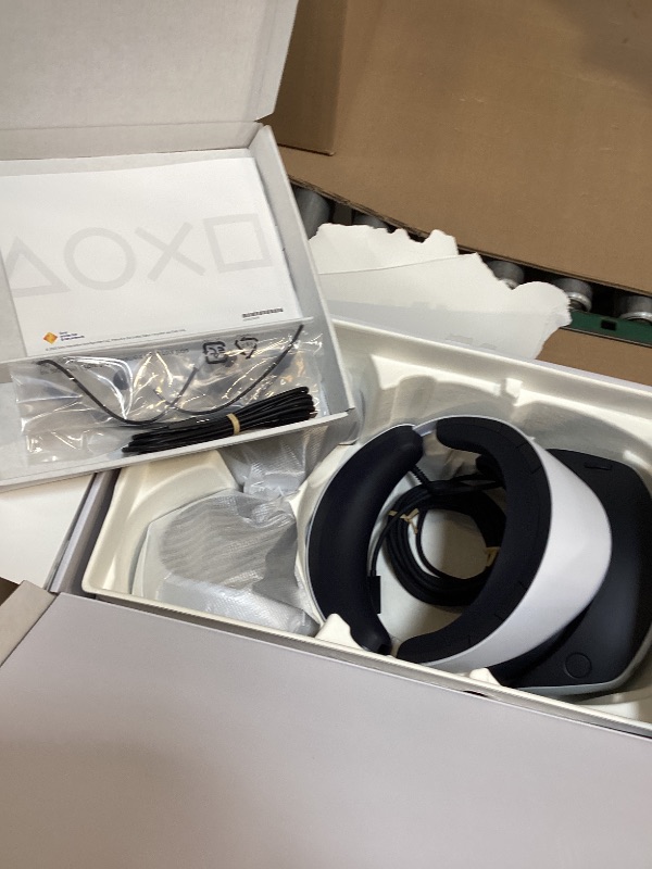 Photo 1 of PlayStation VR2 (PSVR2)