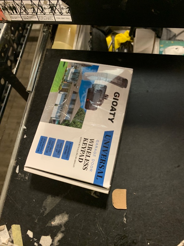 Photo 1 of **SELLING FOR PARTS*** for Chamberlain LiftMaster Craftsman Garage Door Opener Keypad & Remote Universal,891LM with Yellow, Purple, Green, Red/Orange Learn Button, 877max G940EV-P2 CMXZDCG440 971LM 371LM 893lm 373lm 973lm