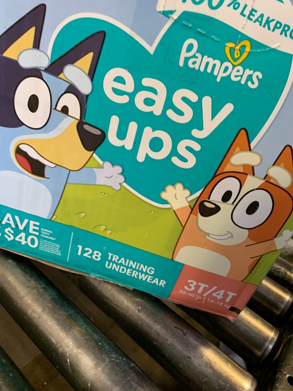 Photo 1 of  3t/4t pampers 