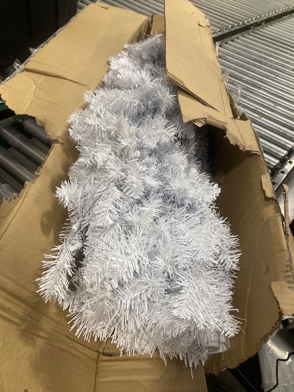 Photo 1 of 6.5 Ft Pre- Flocked Virginia Pine Tree 787 tips 300 UL Multi color Incandescent Lights