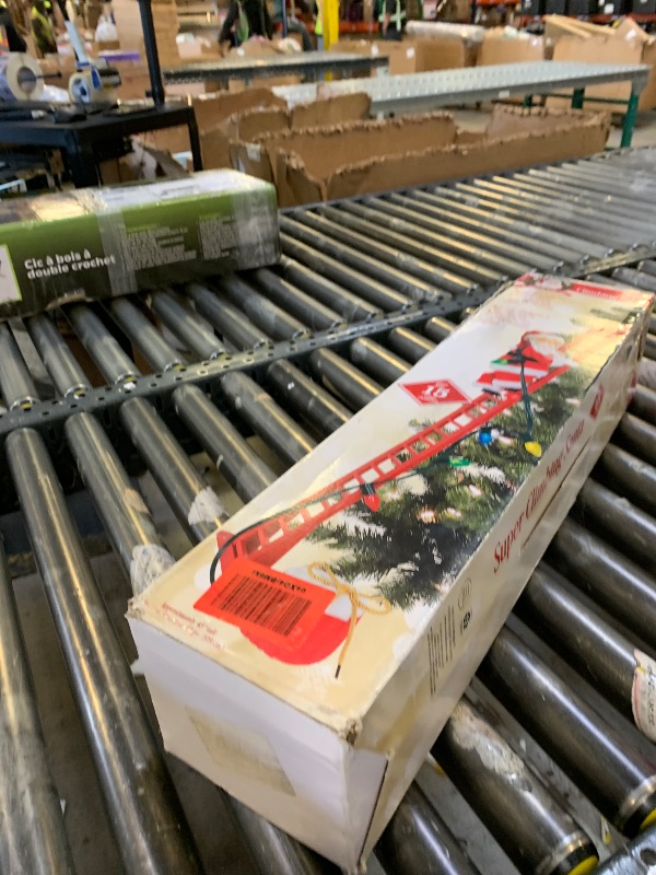 Photo 1 of  Christmas Super Climber 