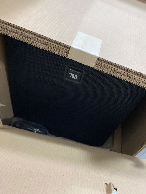 Photo 1 of nonfunctional--------******************************selling for parts only************************-------------------------JBL Professional EON718S Powered PA Subwoofer with Bluetooth, 18-inch, Wired Electric, Black