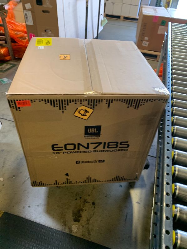 Photo 1 of nonfunctional--------******************************selling for parts only************************-------------------------JBL Professional EON718S Powered PA Subwoofer with Bluetooth, 18-inch, Wired Electric, Black