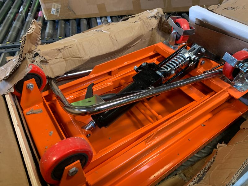 Photo 1 of VEVOR Hydraulic Lift Table Cart