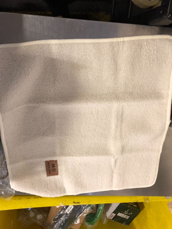 Photo 1 of 1 COVER MDSASFD Sherpa Fleece Sofa Cover, Super Soft Funny Fuzzy Sofa Couch Covers, Warm Plush, Non-Slip Sectional Sofa Slipcover Furniture Protector for Kids, Pets(Beige White, 28"x 28")