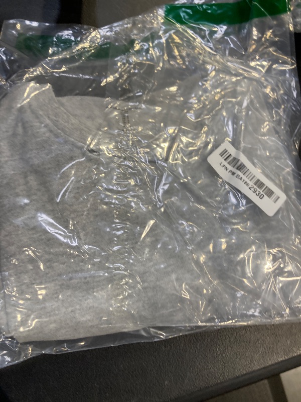 Photo 1 of Amazon Essentials Slim-Fit Long Sleeve Shirt for Men, Pocket and No Pocket Styles, Small, Light Grey Heather