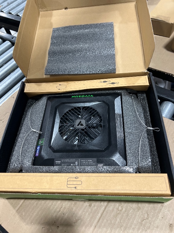 Photo 1 of VIVOSUN AeroLight Wing AW200SE, LED Grow Light 200W with Integrated Circulation Fan, Compatible with App, Used with Growhub Controller E42A/E25 to Achieve More Functions for 2x4/3x3 Grow Tent