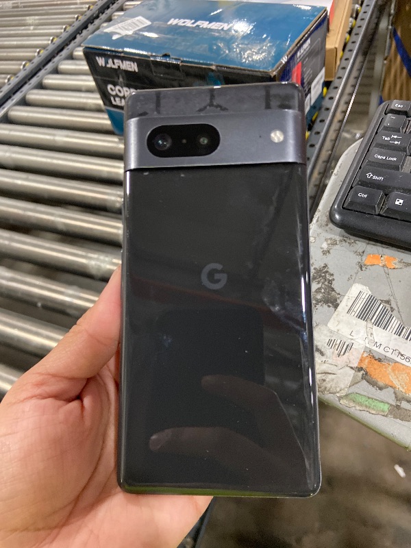 View 4 of Google Pixel 7 5G 128GB 8GB RAM 24-Hour Battery Factory Unlocked for GSM Carriers Global Version - Obsidian (Renewed)